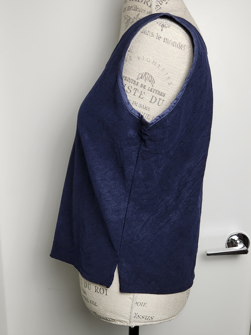 Sleeveless Navy Blue Blouse Top - Picture 2 of 11